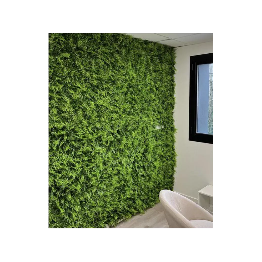 Mur végétal fougères dense décoration naturelle
